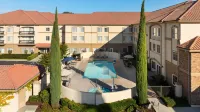 La Quinta Inn & Suites by Wyndham Paso Robles - Pools