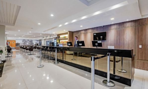Slim Curitiba Av Das Torres