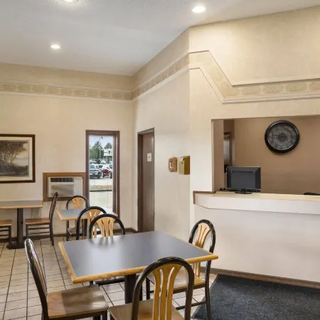 Super 8 by Wyndham Carbondale