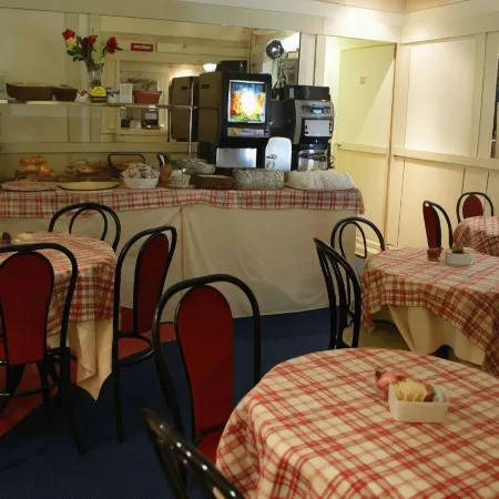 Hotel Deco