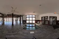 Coratel Plus Suites by Jasper Black River Falls - Hot Tub
