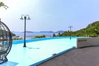 Brown Dot Hotel Geoje Geunpo Port - Rooftop Pools
