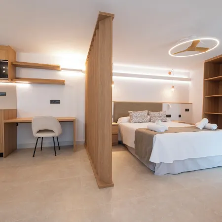 Apartamentos Blanco Sol