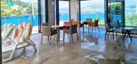 บลองค์ โรงแรม & รีสอร์ต