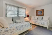Prime Montecito Beach Location