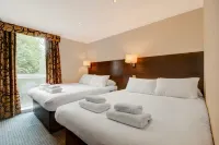 Liverpool Aigburth Sefton Park Hotel By Belvilla