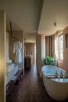 AVA Senses Hotel Hồ Nghinh - Mỹ Khê Beach by AVA LAND