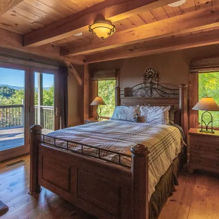 Luxury Lakeview Cabin with Hot Tub and Game Room!