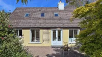 Rusheens Cottage. Charming comfortable cottage with sauna in peaceful valley.  호텔