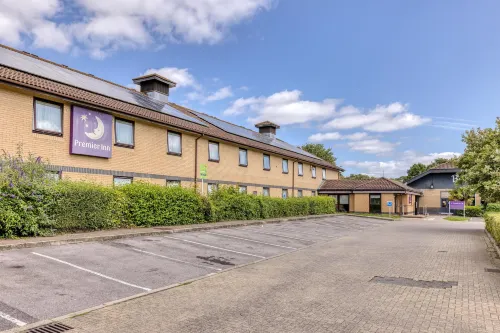 Premier Inn Basingstoke West - 3-Star