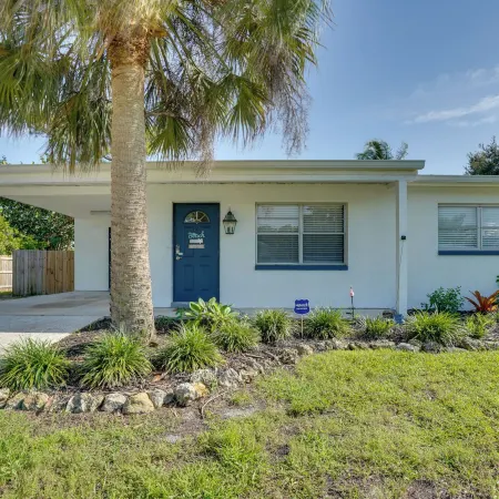 Coastal Bonita Shores Holiday Home Near Beach!