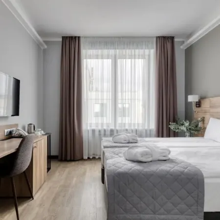 Велтон Клаб Отель и Апартаменты (Welton Club Hotel & Apartments) Отели рядом с достопримечательностью «Крестовский остров»