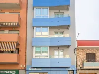 Sun & Moon Apart Hotel Hotels near Barcelona Intl. Airport