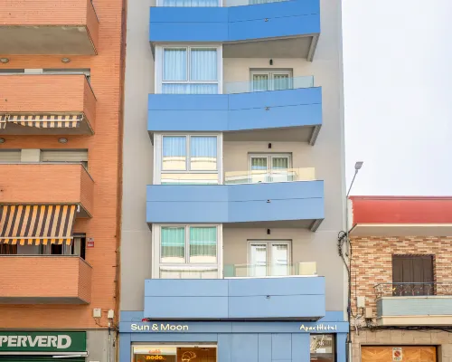 Sun & Moon Apart Hotel Hotels in El Prat de Llobregat