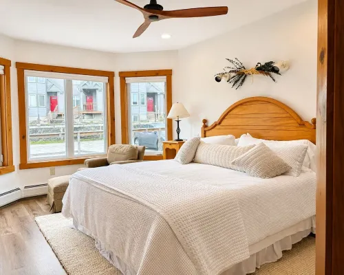 Jay Peak 2BR/2BA Ski-in/Ski-Out V341 Hotels in Jay