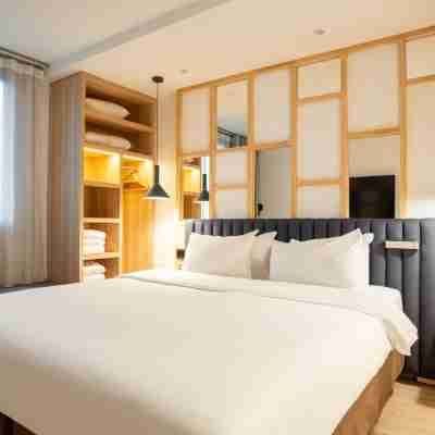 Campanile PRIME - Suresnes - La Défense Rooms