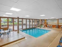 Quality Inn & Suites Hotels in Goshen