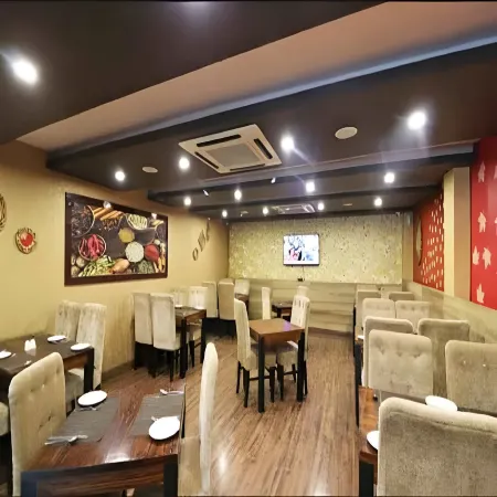 Hotel Royal Castle Lucknow