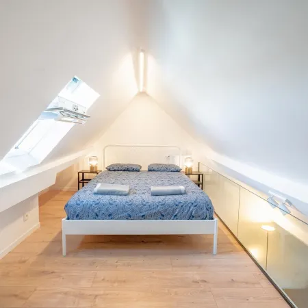 Elegant 1-bedroom Central Apartment