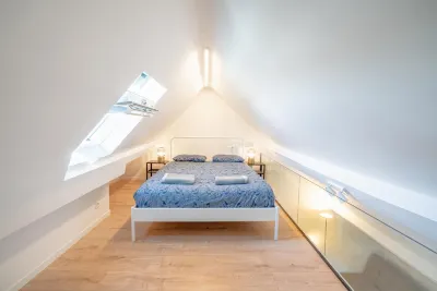 Elegant 1-bedroom Central Apartment Hotels in 