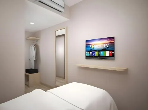 Central Front One Inn Jakarta Airport