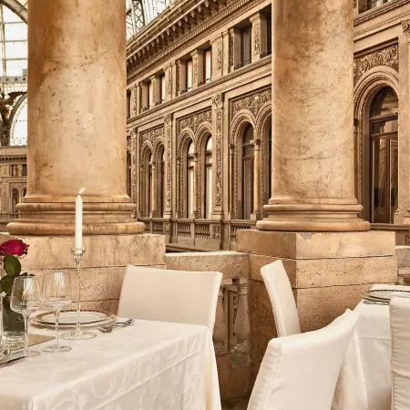B&B Art Suite Santa Brigida Hotels in Napoli