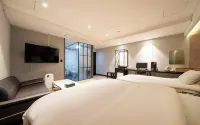 Hotel Myeong Jak