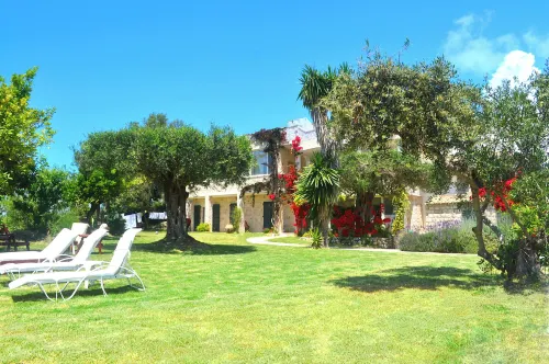 House Lemoni, Apartment A with Terrace and Balcony - Pelekas, Corfu - Mountain view
