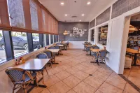Wyndham Garden Fort Walton Beach Destin - parking