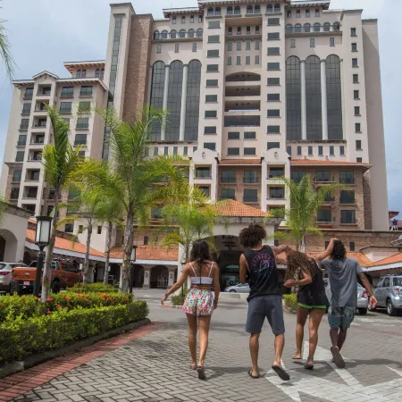 Spectacular 3 Bedroom Penthouse at Croc's Resort & Casino
