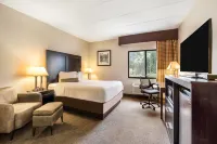 Baymont by Wyndham Janesville - Pet friendly