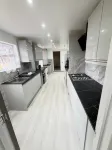 Contractor Friendly 3 Bed House Long Stays Fast Wi-fi & Parking - 2-Star