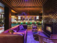 Onomo Hotel Cape Town – Inn on the Square Hotels near Palm Tree Mosque
