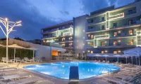 Blue Lagoon City Hotel - Family