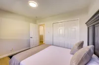 Walkable Home Base Near Llumc & Campus! - 3-Star
