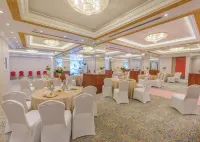 Etlalat Alhadeqa Hotel - Spa