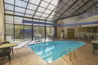 River Bend Inn - Pigeon Forge - Pools