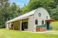 Outdoor Kitchenthe Hobbit House' on Elk River - con encanto