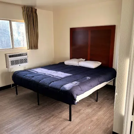 Studio Lodge of Savannah