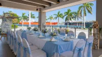 Holiday Inn Express TUXPAN by IHG - 3 estrellas