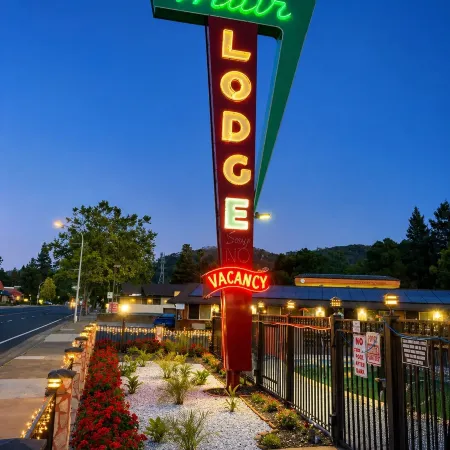 Muir Lodge Motel