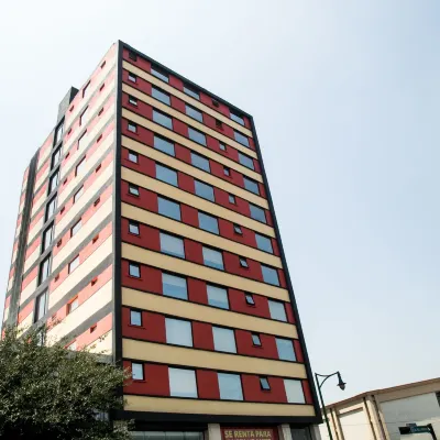 Hotel 500 Hotels near Le Baron