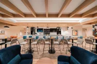 Hyatt Place Sacramento International Airport - بار
