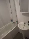 A Lovely Room with Double Bed Available in Zone 2 - 2성급