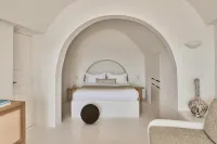 Mystique, a Luxury Collection Hotel, Santorini - Luxury