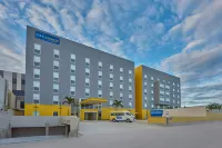 City Express by Marriott Cancun Aeropuerto - parking