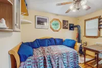 Tiny House at Sugarbush North: Adventure Hub! - 2-Star