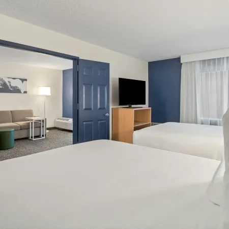 Spark by Hilton Bettendorf Quad Cities