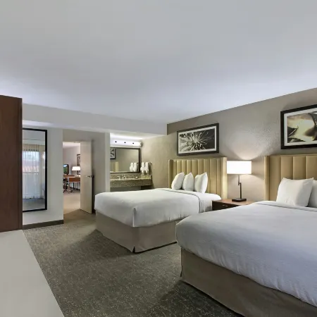 Embassy Suites by Hilton Palm Desert