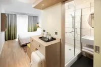 Hampton by Hilton Rochdale - bar